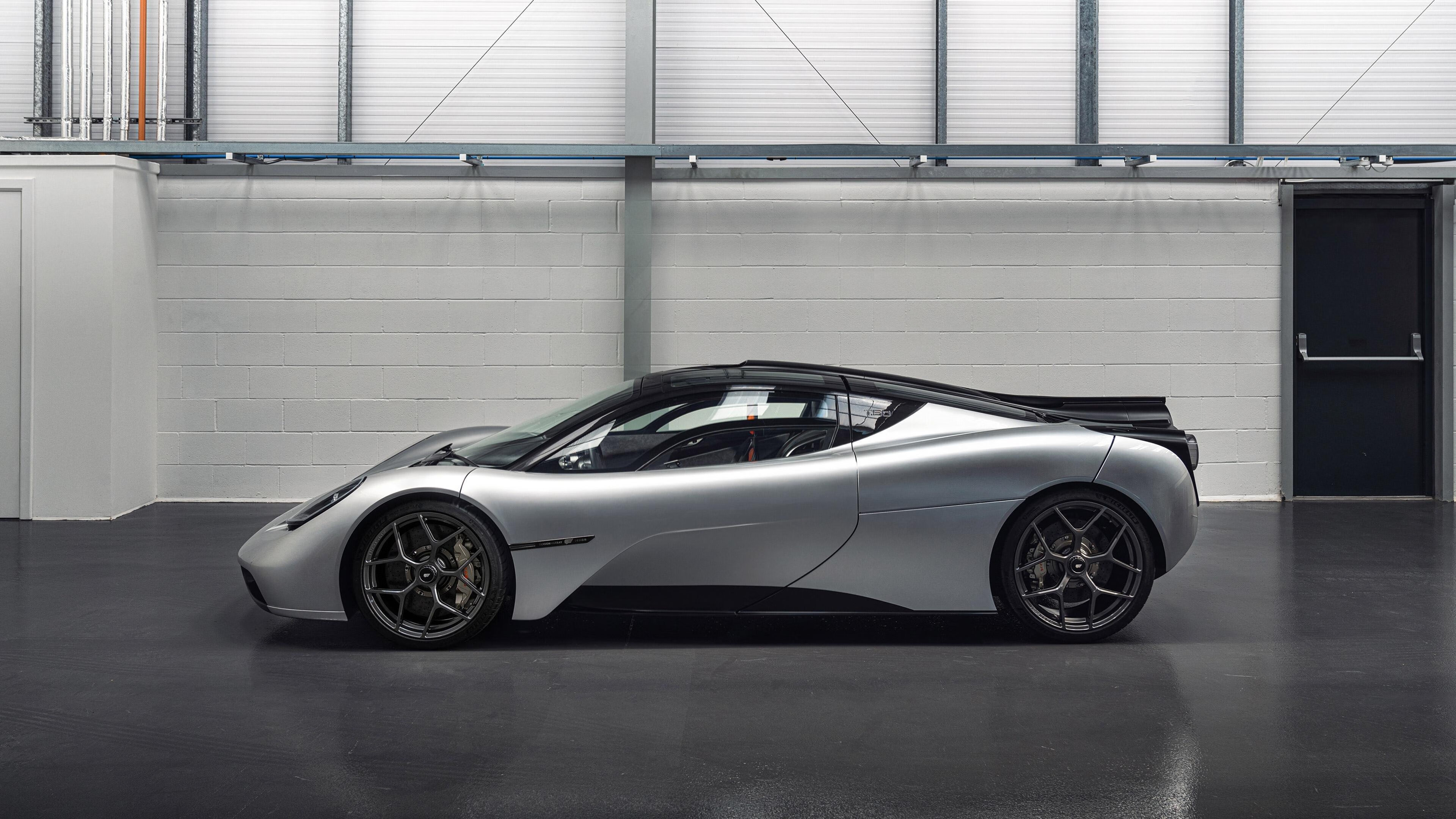 “青训教练员培训班全国范围推广，培养专业人才”，篮球青训教练培训