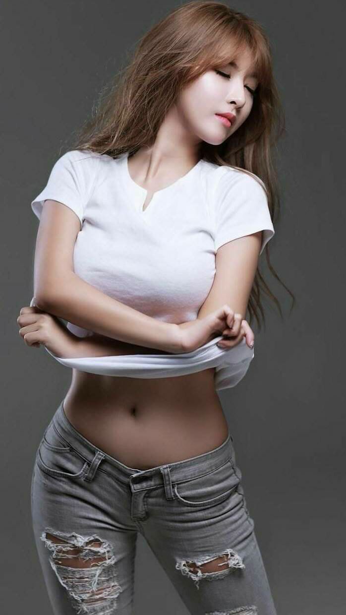 AIYOUXI.COM-历史上最具争议的欧冠裁判判罚回顾，欧冠裁判说什么语言