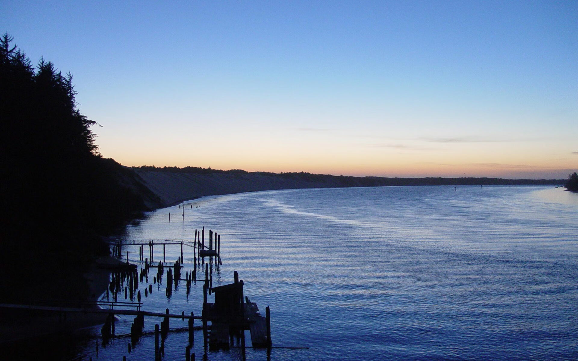 T1战队训练营强化备战,t1战队基地