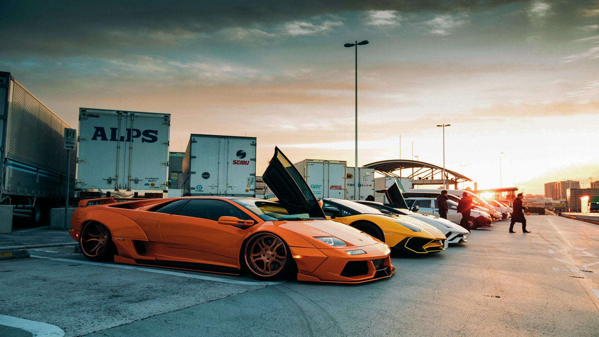 沸沸扬扬的悬念揭晓，最终谁能尽享胜利果实？，成语沸沸扬扬用了什么原理